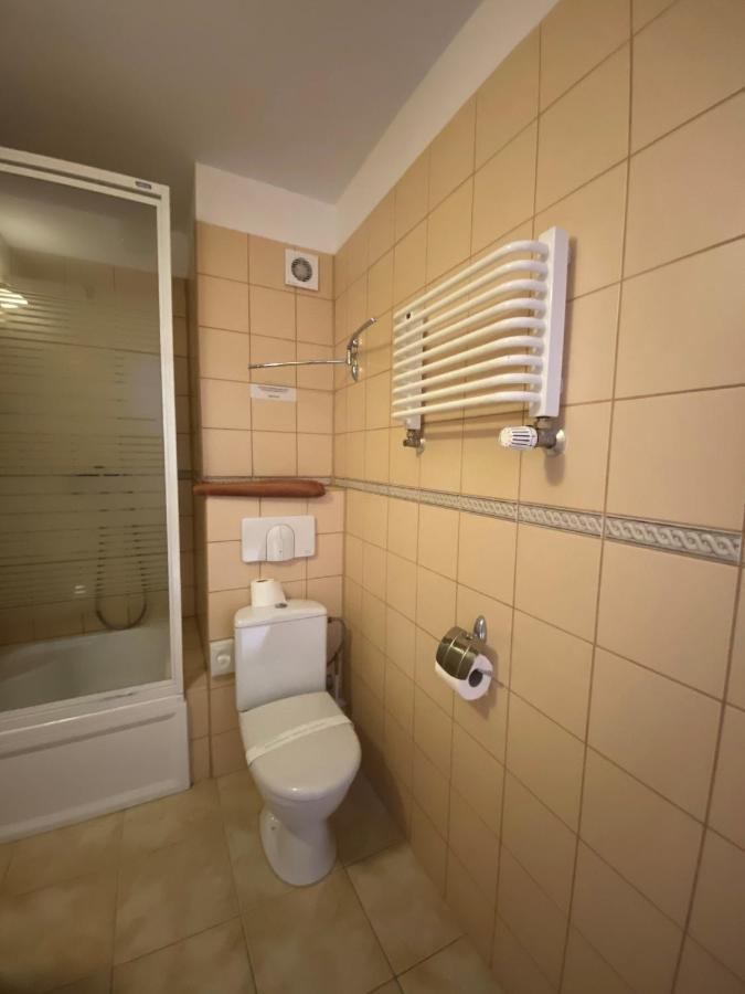 Osrodek Wrzosowa Gora - Pokoje Ruciane-Nida Exteriör bild
