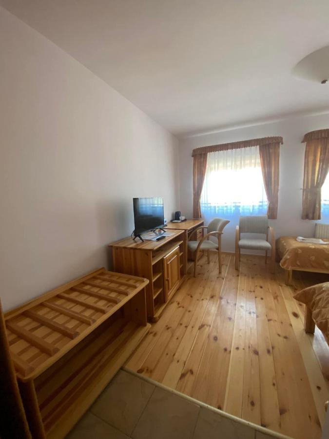 Osrodek Wrzosowa Gora - Pokoje Ruciane-Nida Exteriör bild