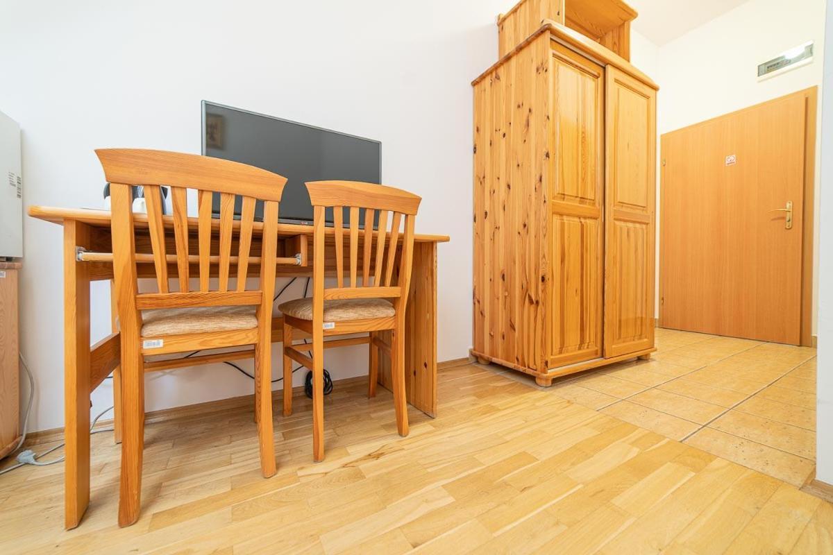 Osrodek Wrzosowa Gora - Pokoje Ruciane-Nida Exteriör bild